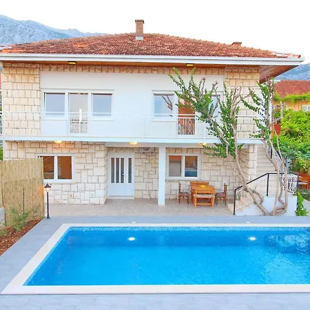 Fancy Igor-kosta Holiday home *